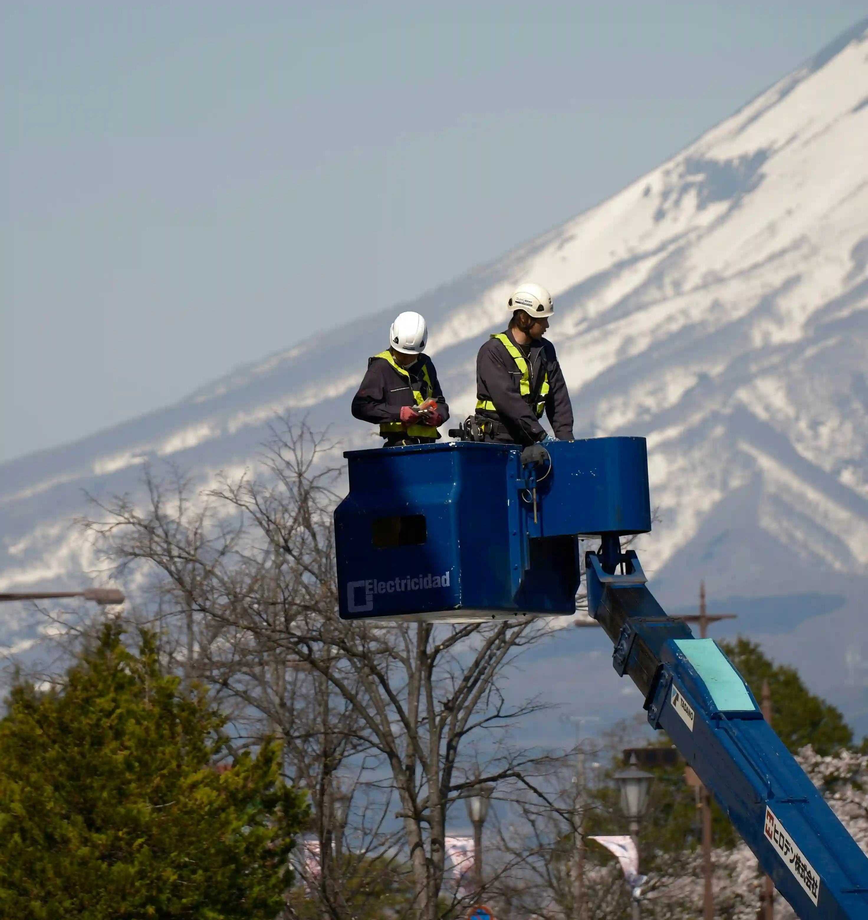 Equipo de Ingeniería CI trabajando